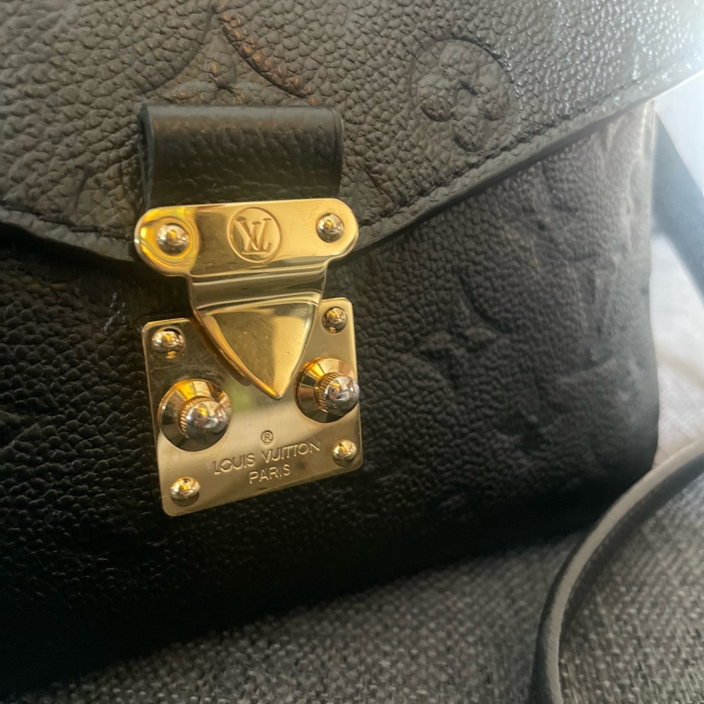 Louis Vuitton pochette Metis empreinte - Picture 7 of 11
